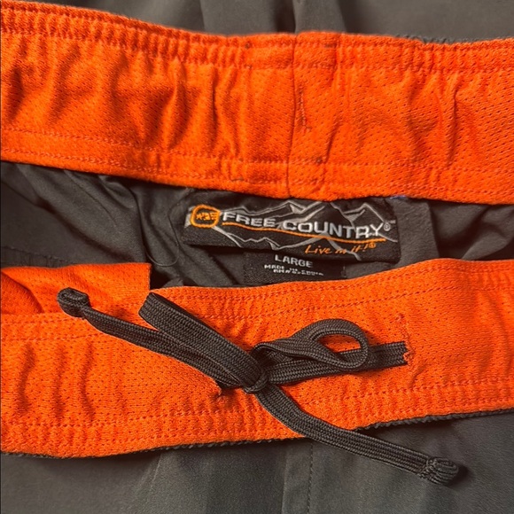 Free Country Black and Red Joggers with Tapered Ankle 21 - Picture 13 of 16